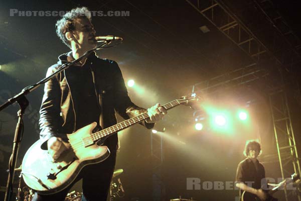 BLACK REBEL MOTORCYCLE CLUB - 2007-11-20 - PARIS - Elysee Montmartre - Peter Hayes - Robert Levon Been